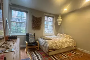 910 Clinton St, Philadelphia, PA 19107 - Photo 4