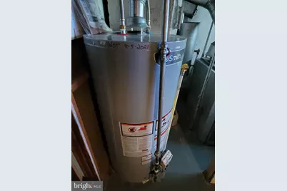 309 Rosemar Street, Philadelphia, PA 19120 - Photo 34