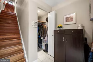 38 St James Ct, Philadelphia, PA 19106 - Photo 4