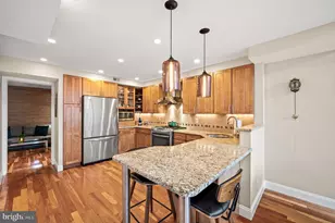 38 St James Ct, Philadelphia, PA 19106 - Photo 8