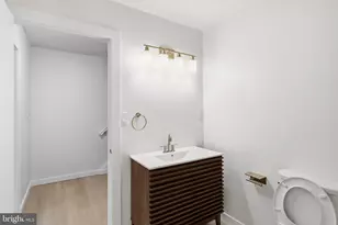 7332 Devon St, Philadelphia, PA 19119 - Photo 20