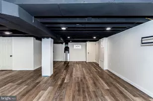 8006 Lawndale St, Philadelphia, PA 19111 - Photo 34