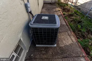 8006 Lawndale St, Philadelphia, PA 19111 - Photo 42