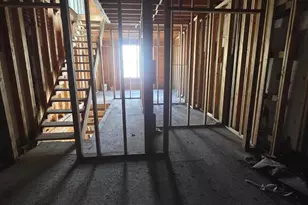 2047 Watkins St, Philadelphia, PA 19145 - Photo 18