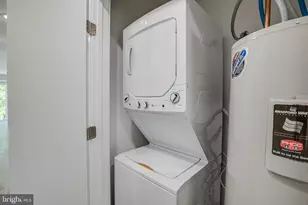 2015 N College Ave, Philadelphia, PA 19121 - Photo 6