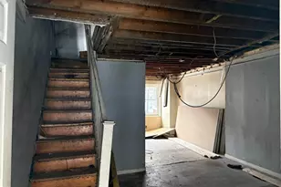 2506 Bonaffon St, Philadelphia, PA 19142 - Photo 4