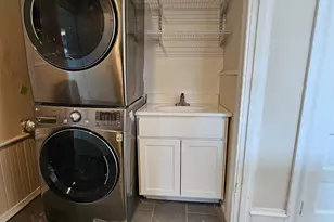 718 S 52nd Street S, Philadelphia, PA 19143 - Photo 10