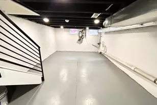 829 N Bucknell St, Philadelphia, PA 19130 - Photo 8