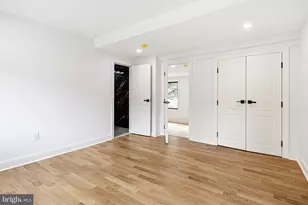 321 S 3rd St, Philadelphia, PA 19106 - Photo 26