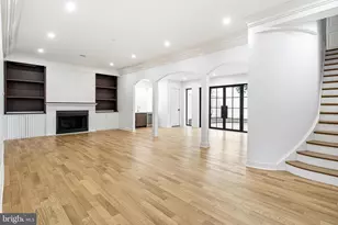 321 S 3rd St, Philadelphia, PA 19106 - Photo 2