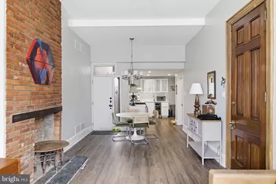 869 N 29th Street #1, Philadelphia, PA 19130 - Photo 4