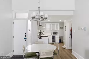 869 N 29th St, Philadelphia, PA 19130 - Photo 6