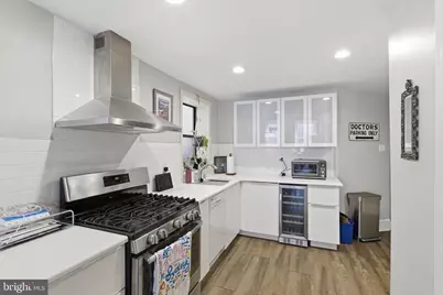 869 N 29th Street #1, Philadelphia, PA 19130 - Photo 10