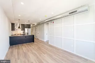 526 Brown St, Philadelphia, PA 19123 - Photo 2