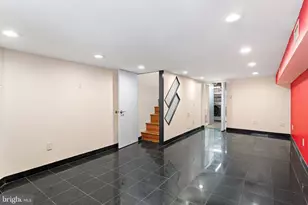 2416 S Bouvier St, Philadelphia, PA 19145 - Photo 22