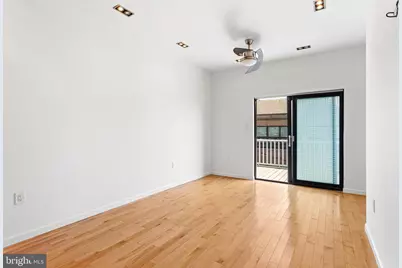 2416 S Bouvier Street, Philadelphia, PA 19145 - Photo 10