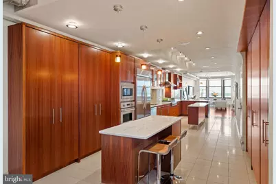 1606 Chestnut Street #2, Philadelphia, PA 19103 - Photo 2