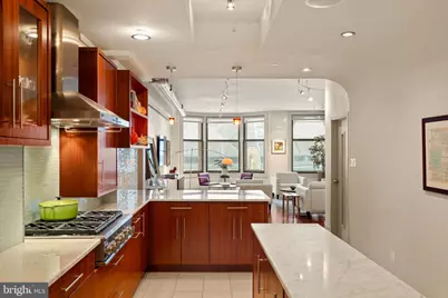 1606 Chestnut Street #2, Philadelphia, PA 19103 - Photo 4