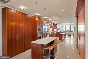 1606 Chestnut St, Philadelphia, PA 19103 - Photo 1