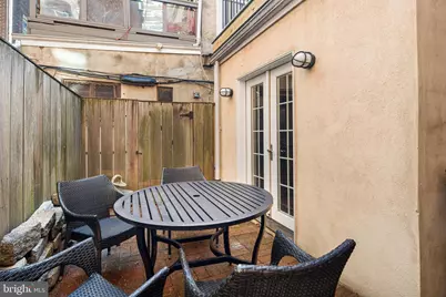 337 S Hicks Street, Philadelphia, PA 19102 - Photo 12