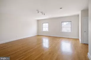 1701 Spruce St, Philadelphia, PA 19103 - Photo 2