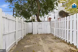 2625 Braddock St, Philadelphia, PA 19125 - Photo 2