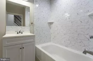 2052 Gerritt St, Philadelphia, PA 19146 - Photo 20