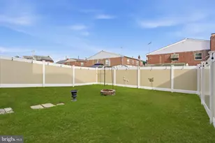 7921 Fairfield St, Philadelphia, PA 19152 - Photo 30