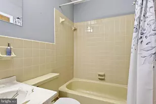 7921 Fairfield St, Philadelphia, PA 19152 - Photo 10