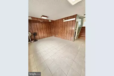 1827 Arnold Street, Philadelphia, PA 19152 - Photo 36