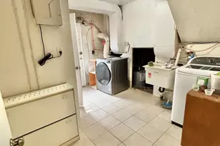 1827 Arnold St, Philadelphia, PA 19152 - Photo 38