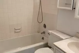 200 Locust St, Philadelphia, PA 19106 - Photo 6