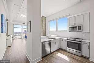 113 N Bread St, Philadelphia, PA 19106 - Photo 12