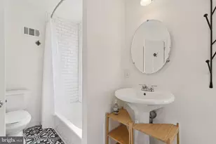 2056 Kater St, Philadelphia, PA 19146 - Photo 14