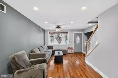 2907 S Sydenham Street, Philadelphia, PA 19145 - Photo 2