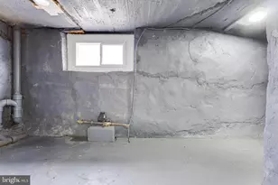 3854 N 9th St, Philadelphia, PA 19140 - Photo 32