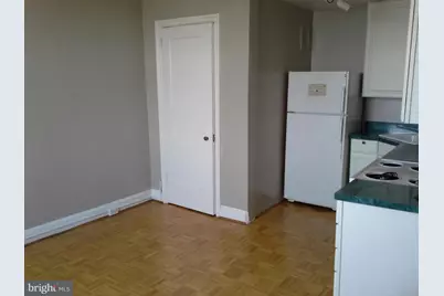 2031 Locust Street #1402, Philadelphia, PA 19103 - Photo 4