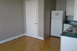 2031 Locust St, Philadelphia, PA 19103 - Photo 4