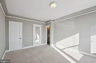 2031 Locust St, Philadelphia, PA 19103 - Photo 6