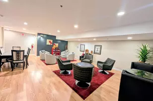 1324 Locust St, Philadelphia, PA 19107 - Photo 24