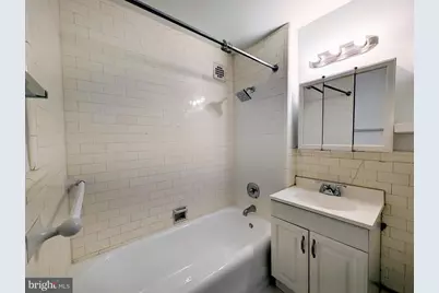 1324 Locust Street #618, Philadelphia, PA 19107 - Photo 16
