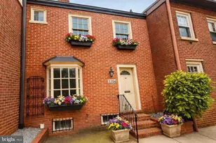 1104 Lombard St, Philadelphia, PA 19147 - Photo 1