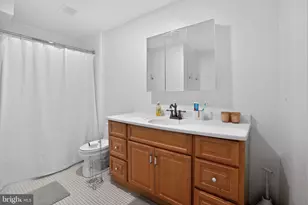 769 N Ringgold St, Philadelphia, PA 19130 - Photo 32