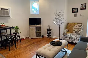 923 Spruce St, Philadelphia, PA 19107 - Photo 2