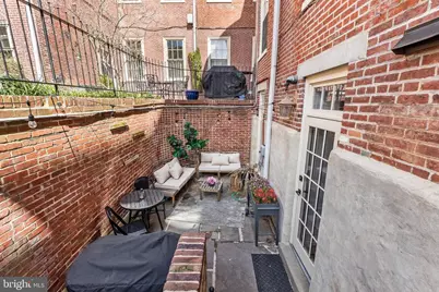 918 Spruce Street #2, Philadelphia, PA 19107 - Photo 12