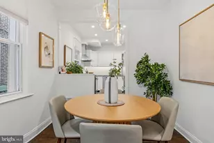 736 S 6th St, Philadelphia, PA 19147 - Photo 6