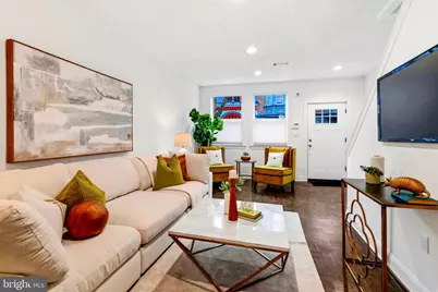 736 S 6th Street, Philadelphia, PA 19147 - Photo 4