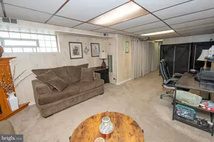 2813 Shelley Rd, Philadelphia, PA 19152 - Photo 44