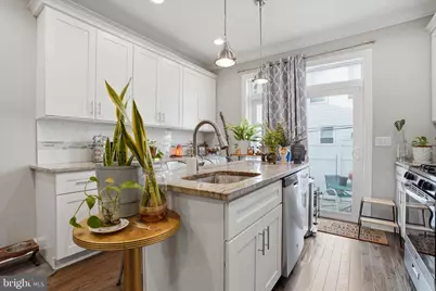 1739 W Seybert Street, Philadelphia, PA 19121 - Photo 4