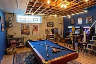 6625 Akron St, Philadelphia, PA 19149 - Photo 8